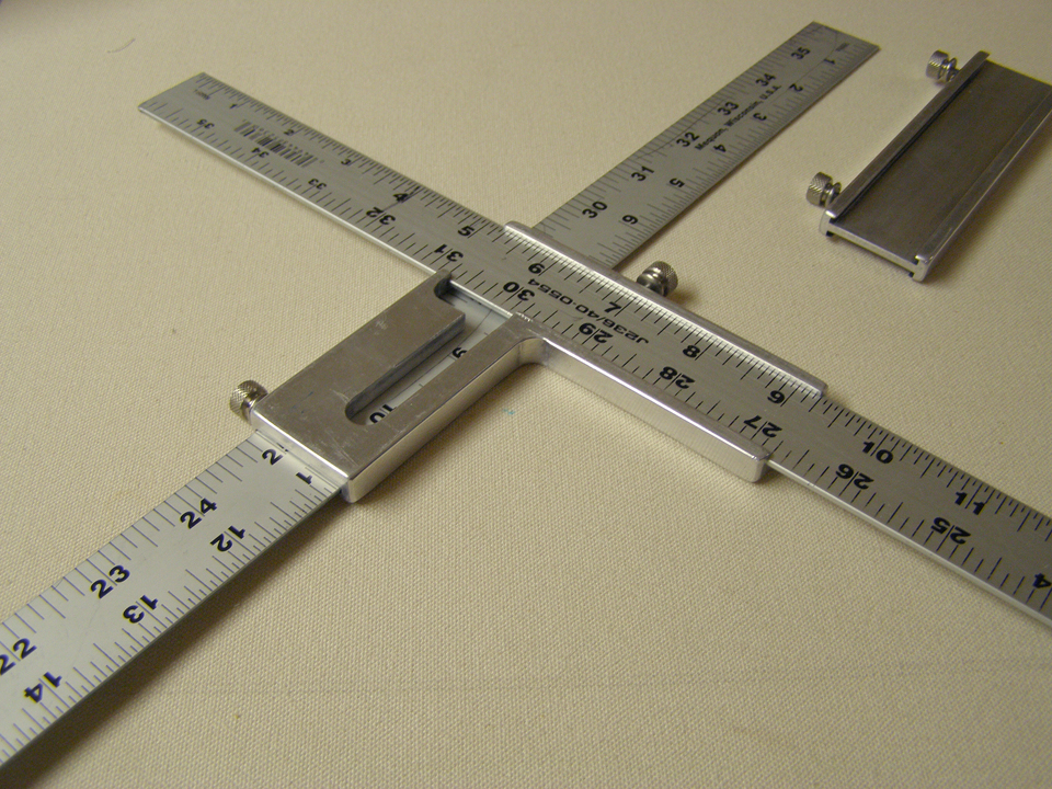 corner unit with rulers